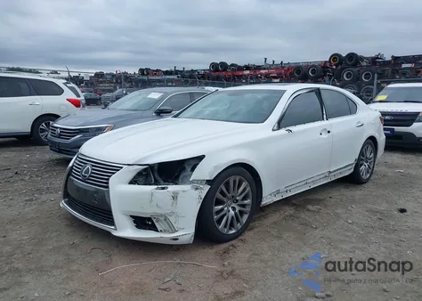 2013 Lexus Ls 460 z USA, uszkodzony, nr VIN JTHCL5EF6D5017066